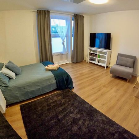 Lovely One Bedroom Flat In The Heart Of Лондон Екстериор снимка